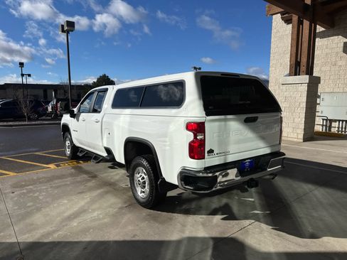 Used 2024 Chevrolet Silverado 2500 LT w/ Convenience Package image 6