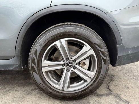 Used 2018 Mercedes-Benz GLC 300 4MATIC image 18