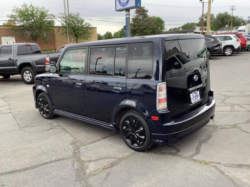 Used 2004 Scion xB FWD image 14