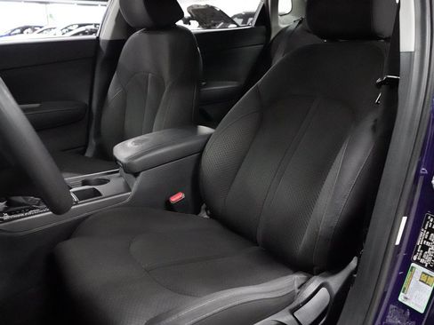Used 2017 Kia Optima LX FWD image 12