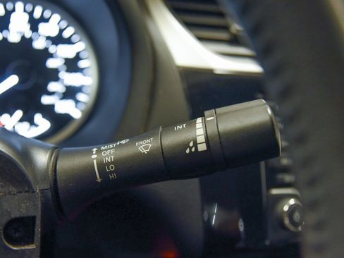 Used 2017 Nissan Sentra SV image 21