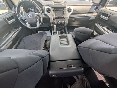 Used 2019 Toyota Tundra SR5 w/ SR5 Upgrade Package AWD/4WD image 27