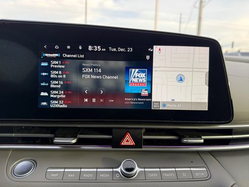 Certified 2024 Hyundai Elantra SEL w/ Convenience Package image 12