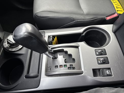 Used 2024 Toyota 4Runner SR5 Premium image 24