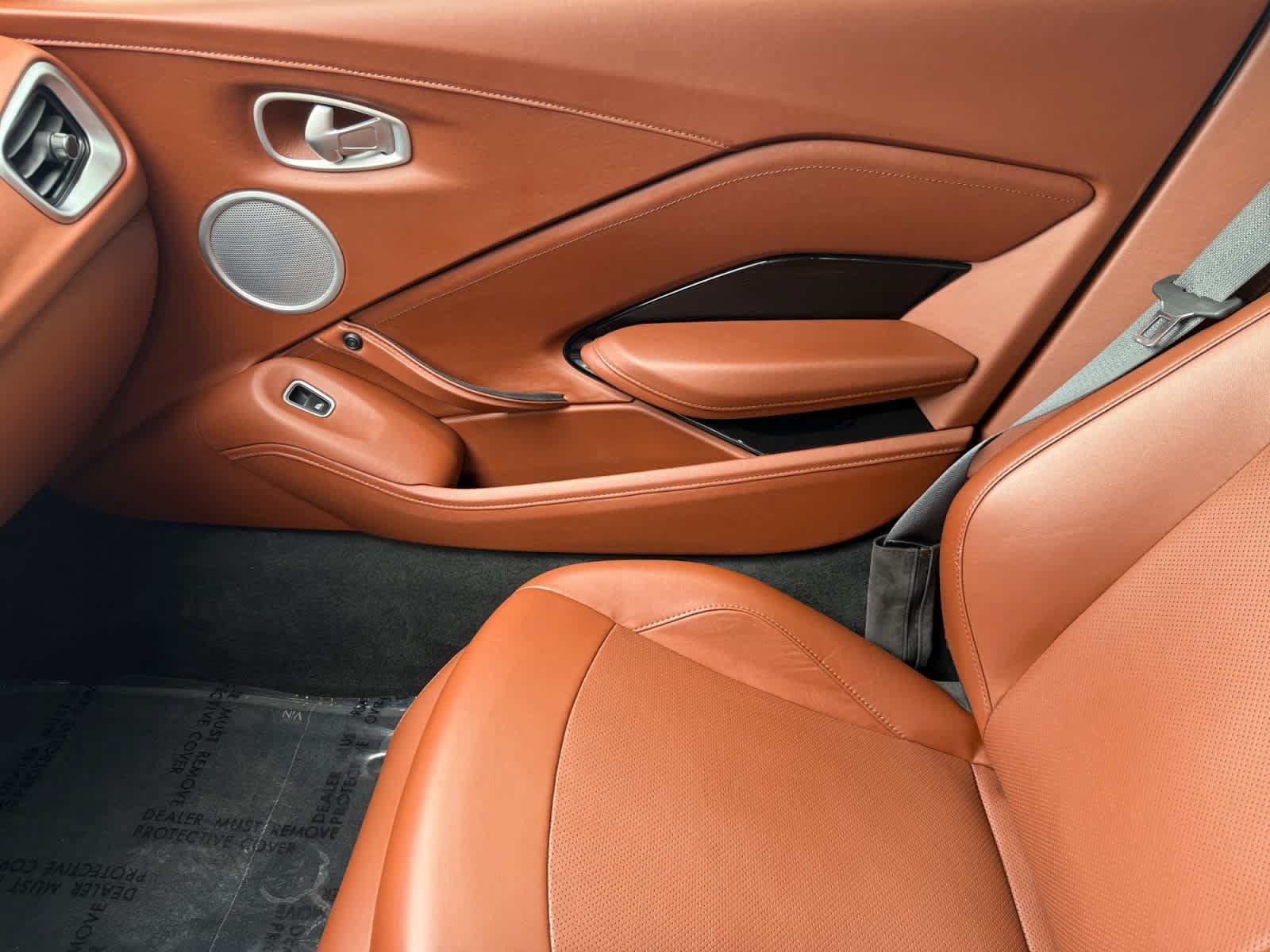 Used 2019 Aston Martin V8 Vantage Coupe RWD image 19
