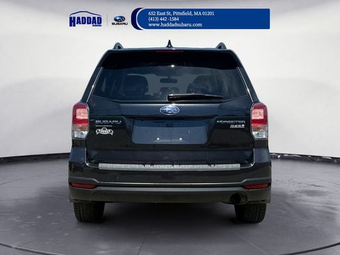 Used 2017 Subaru Forester 2.5i Premium w/ All-Weather Package AWD/4WD image 5