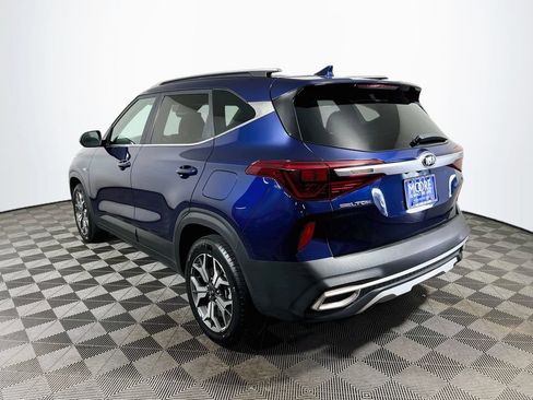 Used 2021 Kia Seltos EX AWD/4WD image 5