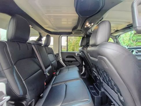 Used 2022 Jeep Wrangler Unlimited Rubicon 4xe w/ Cold Weather Group image 60