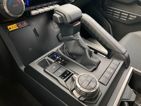 New 2026 Toyota 4Runner TRD Off-Road Premium image 26