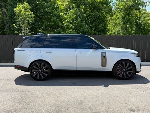 Certified 2025 Land Rover Range Rover SV AWD/4WD image 7