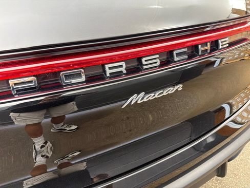 Used 2024 Porsche Macan AWD/4WD image 24
