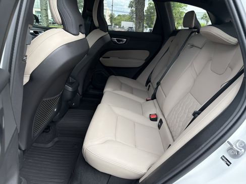 Certified 2026 Volvo XC60 B5 Plus w/ Protection Package Premier AWD/4WD image 32