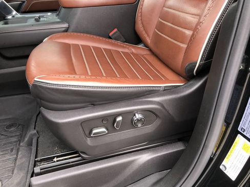 Used 2024 GMC Sierra 2500 Denali Ultimate image 14