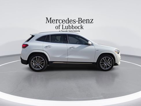 New 2026 Mercedes-Benz GLA 35 AMG 4MATIC image 9