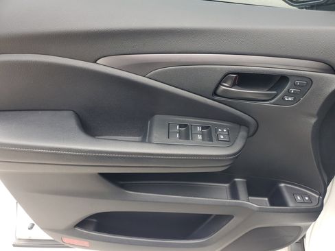 Used 2023 Honda Passport EX-L image 19