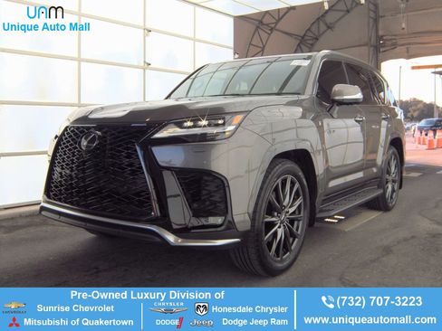 Used 2024 Lexus LX 600 F Sport image 1