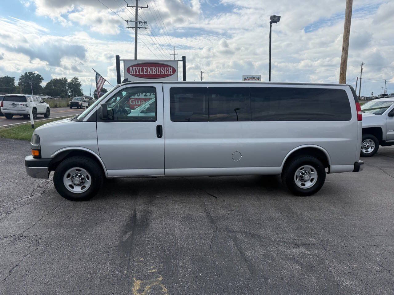 Used 2016 Chevrolet Express 3500 LT w/ LT Preferred Equipment Group RWD image 1