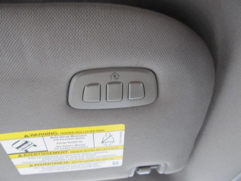 Used 2017 Ford F350 Lariat w/ Chrome Package image 74