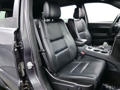 Used 2018 Jeep Grand Cherokee Limited AWD/4WD image 14