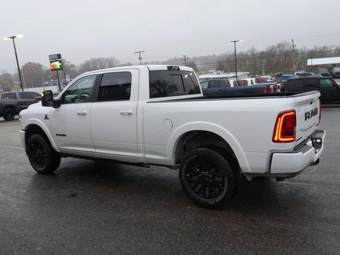 Used 2025 RAM 3500 Limited image 12