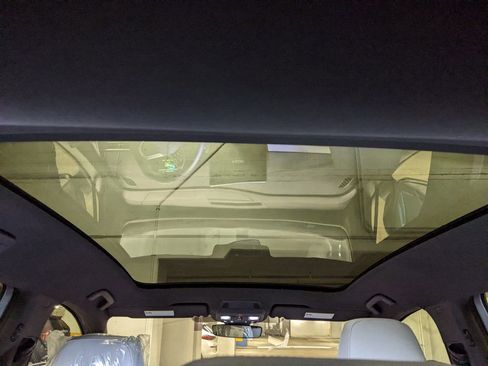 New 2025 Volkswagen ID.4 Pro S AWD/4WD image 13