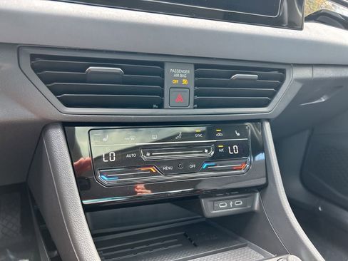 New 2026 Volkswagen Jetta SE image 35