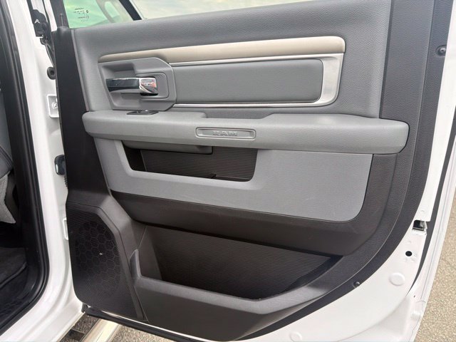 Used 2019 RAM 1500 Big Horn AWD/4WD image 11