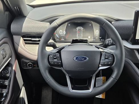 New 2026 Ford Explorer Platinum RWD image 19