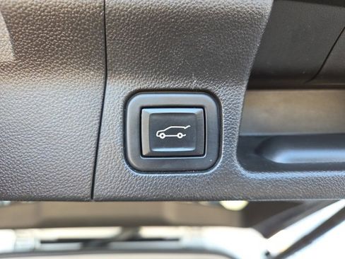 Used 2020 GMC Acadia AT4 image 47