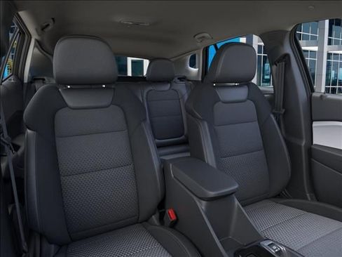 New 2026 Chevrolet Trax LT w/ LT Convenience Package FWD image 16