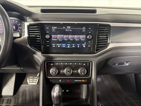 Used 2023 Volkswagen Atlas Cross Sport SEL Premium R-Line AWD/4WD image 15