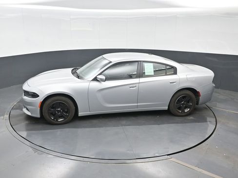 Used 2022 Dodge Charger SXT image 26