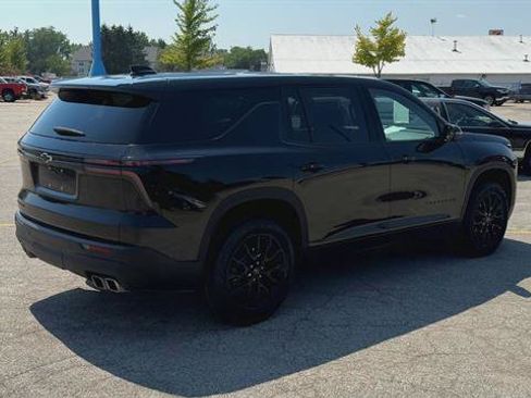 Certified 2024 Chevrolet Traverse LS w/ Midnight/Sport Edition FWD image 4