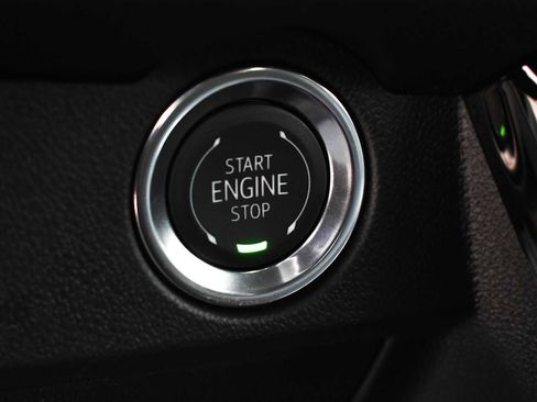 New 2026 Chevrolet Traverse LT w/ Sun and Wheel Package image 17