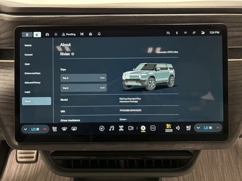 Used 2024 Rivian R1S Adventure AWD/4WD image 29