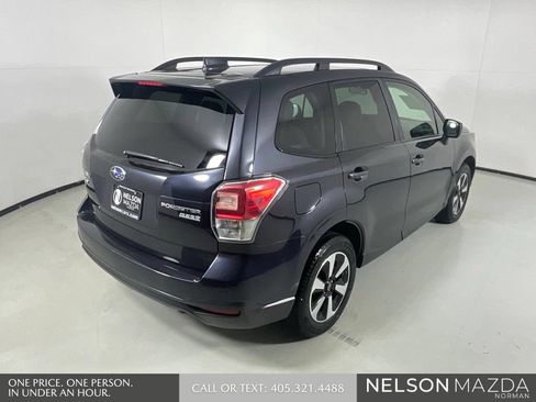 Used 2017 Subaru Forester 2.5i Premium w/ All-Weather Package AWD/4WD image 6
