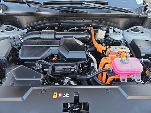 Certified 2025 Hyundai Santa Fe SEL image 34