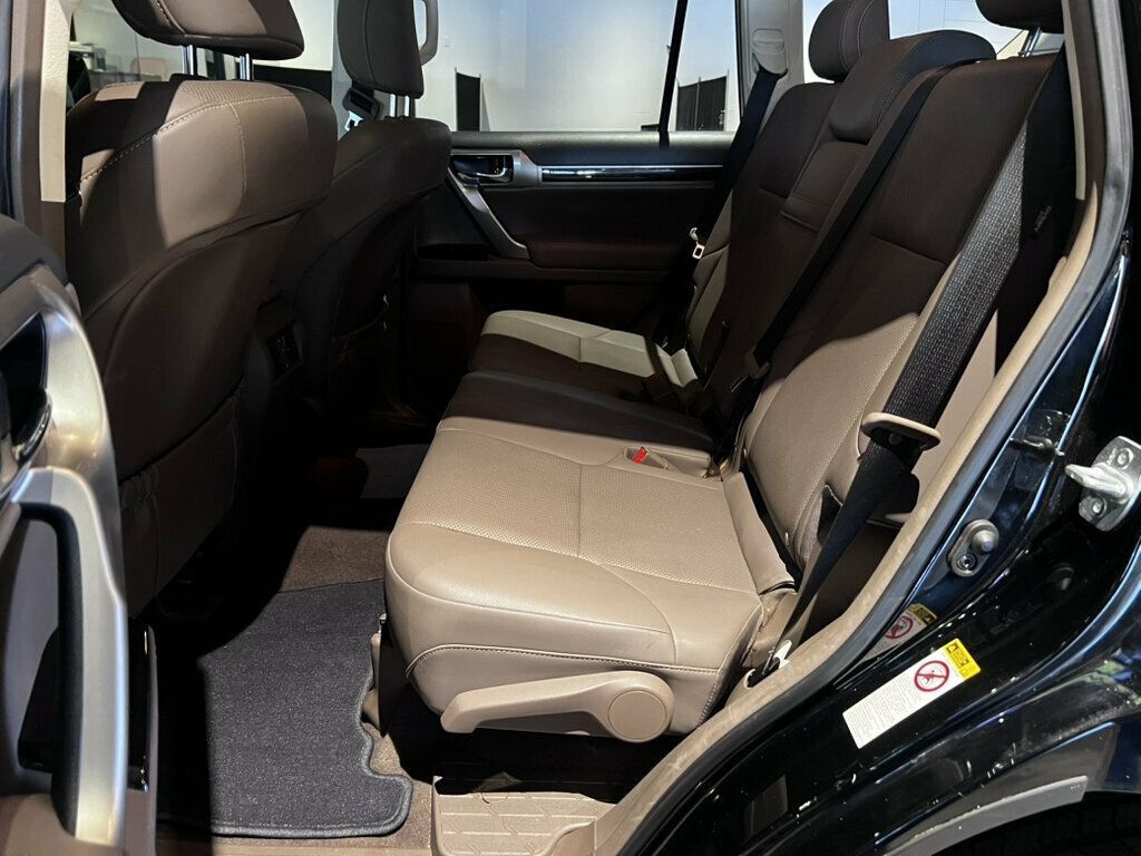Used 2019 Lexus GX 460 w/ Navigation Package AWD/4WD image 19