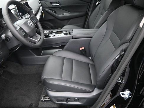 New 2026 Nissan Rogue SV w/ SV Premium Package image 28