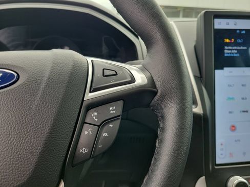 Certified 2024 Ford Edge SEL w/ Convenience Package AWD/4WD image 25