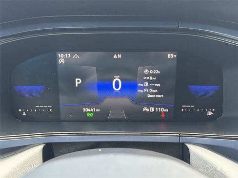 Used 2023 Volkswagen Taos SE w/ Panoramic Sunroof Package AWD/4WD image 21
