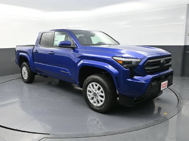Used 2025 Toyota Tacoma SR5 w/ SR5 Upgrade Package AWD/4WD image 10