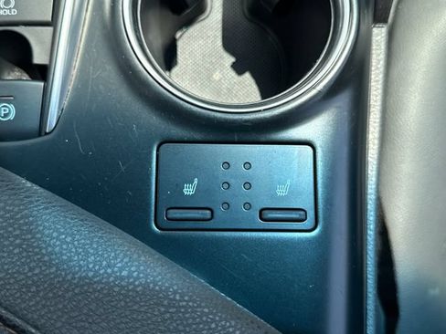 Used 2018 Toyota Camry XLE w/ Audio Package FWD image 34
