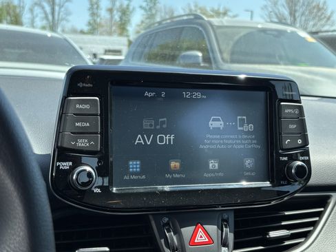 Used 2019 Hyundai Elantra GT image 23