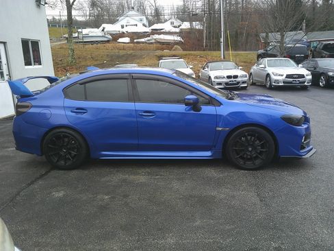 Used 2017 Subaru WRX Limited image 4