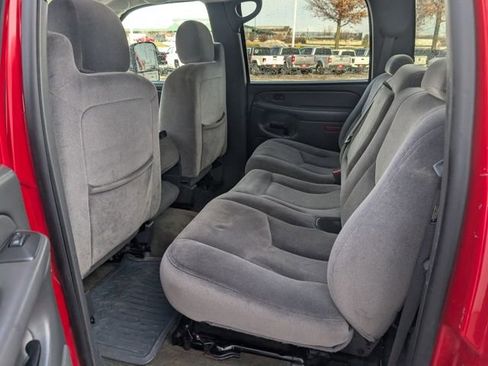 Used 2005 GMC Sierra 2500 SLE w/ Skid Plate Package image 15