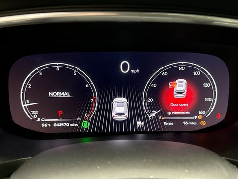 Used 2023 Acura MDX w/ Advance Package AWD/4WD image 10