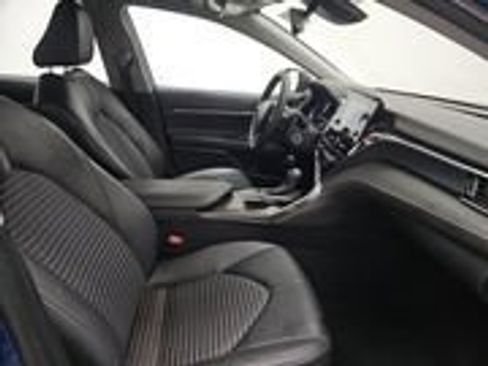 Used 2024 Toyota Camry SE FWD image 8