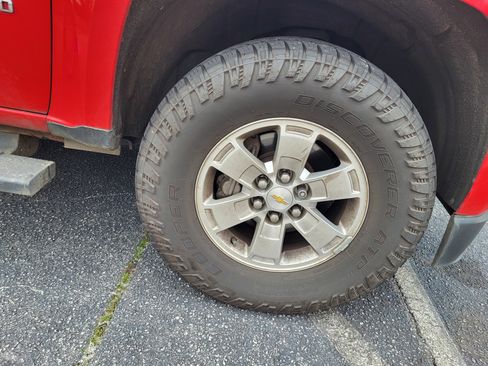 Used 2019 Chevrolet Colorado W/T w/ WT Convenience Package image 7