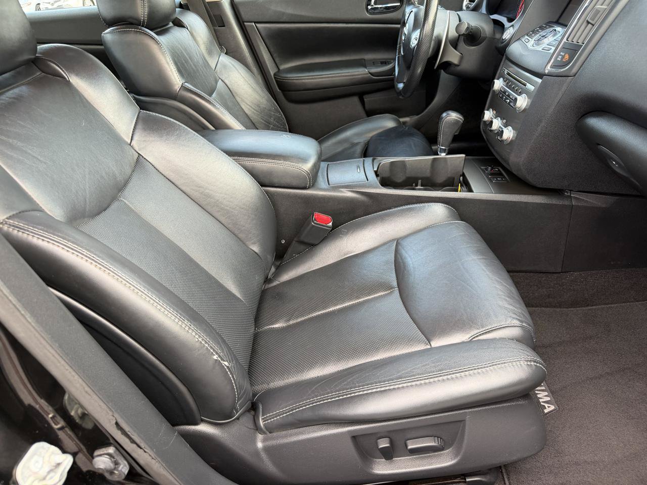 Used 2014 Nissan Maxima 3.5 SV w/ Sport Package FWD image 9